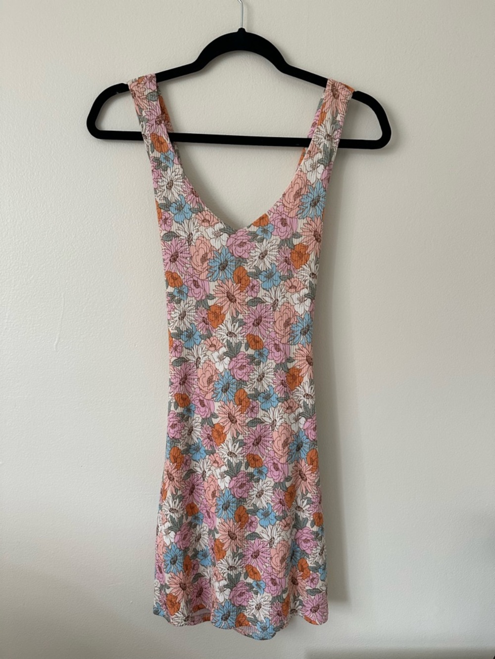 Floral Scoop Neck Mini Dress in Pink